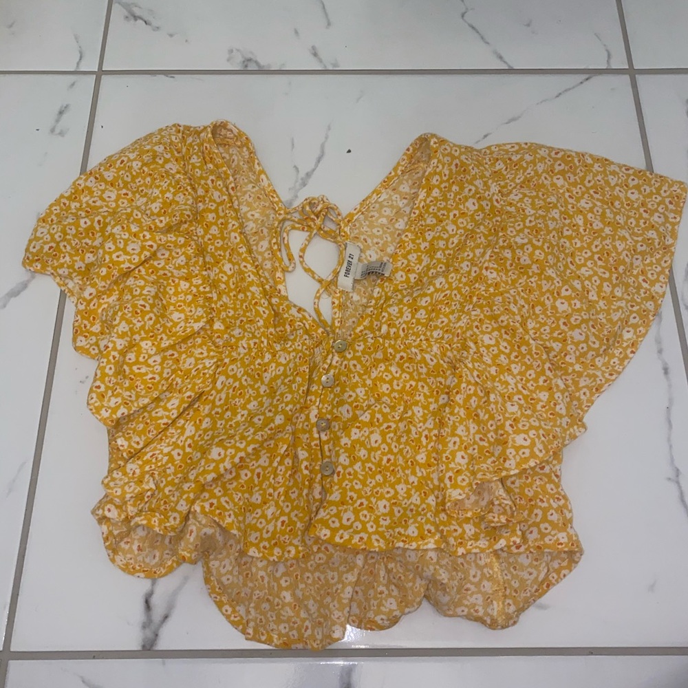ruffle top